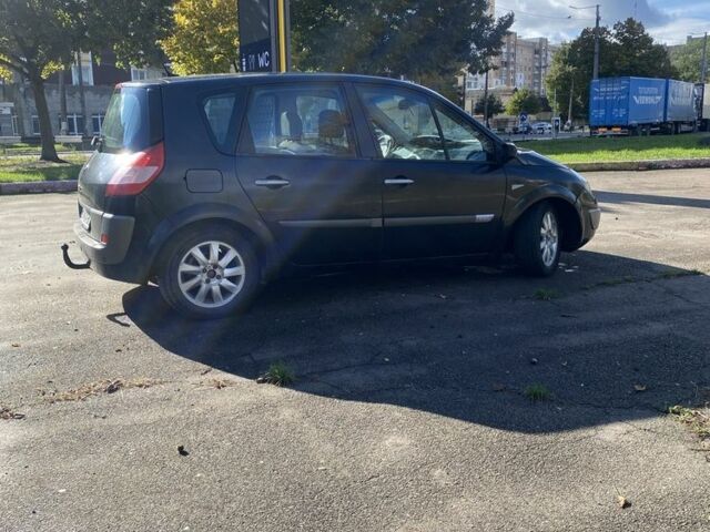 Черный Рено Сценик II, объемом двигателя 1.9 л и пробегом 258 тыс. км за 3400 $, фото 4 на Automoto.ua