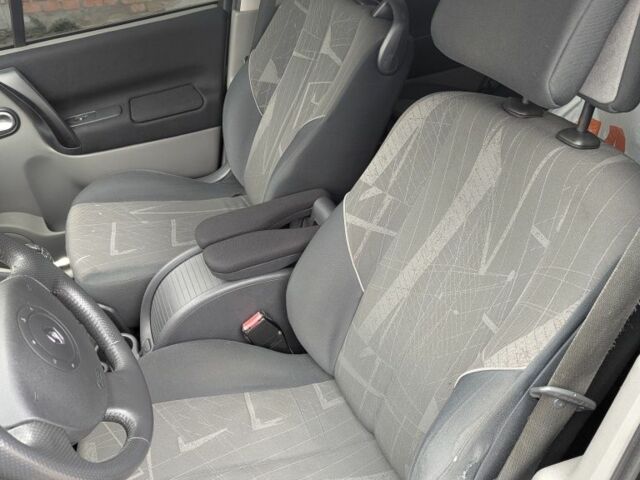 Черный Рено Сценик II, объемом двигателя 1.6 л и пробегом 194 тыс. км за 5500 $, фото 21 на Automoto.ua