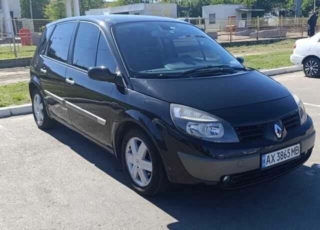 Черный Рено Сценик II, объемом двигателя 1.6 л и пробегом 276 тыс. км за 4700 $, фото 1 на Automoto.ua