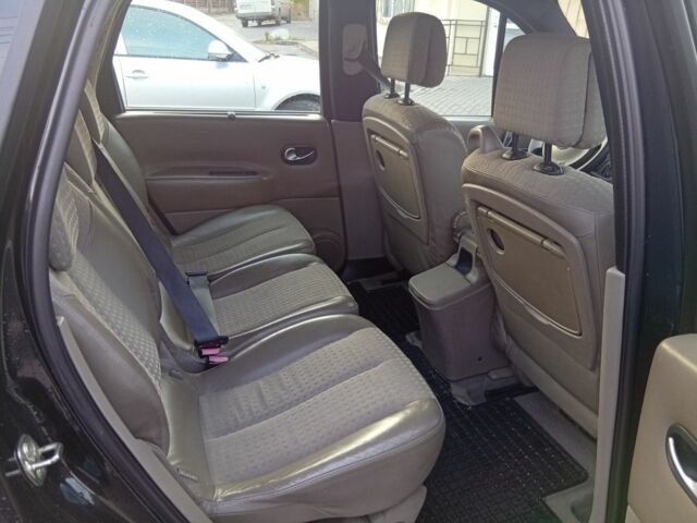 Черный Рено Сценик II, объемом двигателя 1.9 л и пробегом 290 тыс. км за 3700 $, фото 6 на Automoto.ua