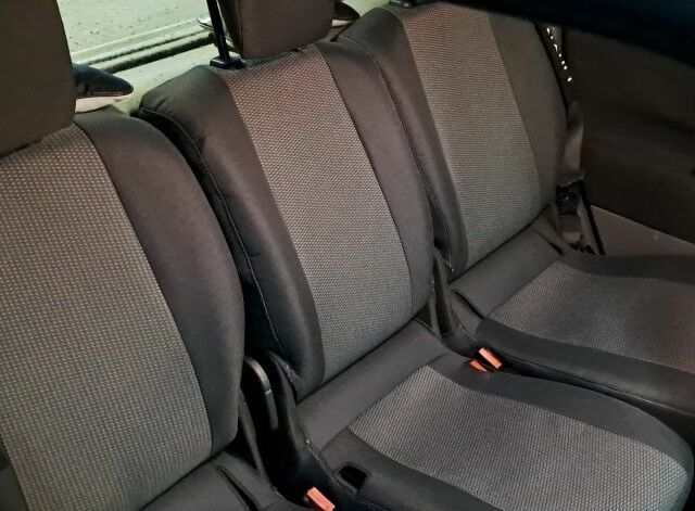 Черный Рено Сценик II, объемом двигателя 1.6 л и пробегом 250 тыс. км за 3900 $, фото 4 на Automoto.ua