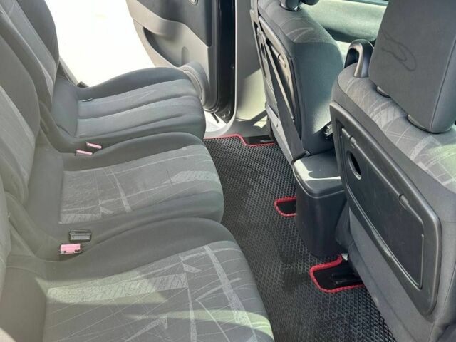 Черный Рено Сценик II, объемом двигателя 2 л и пробегом 280 тыс. км за 3900 $, фото 6 на Automoto.ua