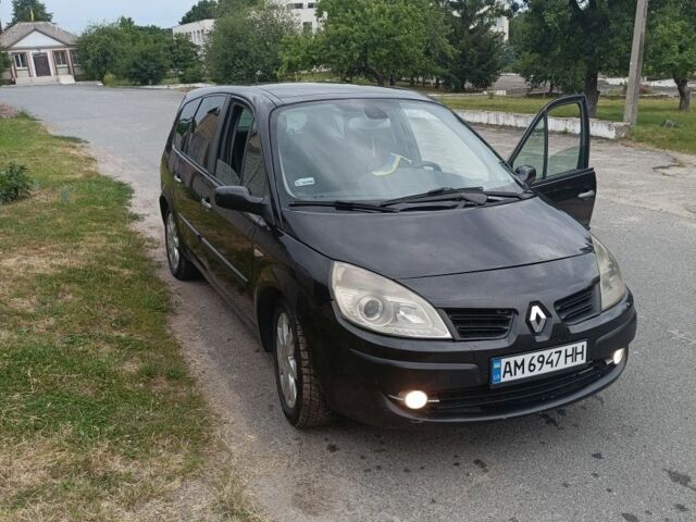 Черный Рено Сценик II, объемом двигателя 1.9 л и пробегом 300 тыс. км за 2999 $, фото 1 на Automoto.ua