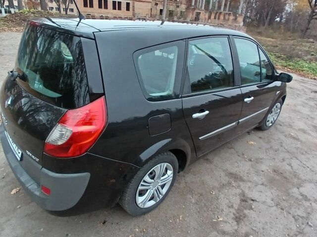 Черный Рено Сценик II, объемом двигателя 1.6 л и пробегом 250 тыс. км за 5100 $, фото 5 на Automoto.ua