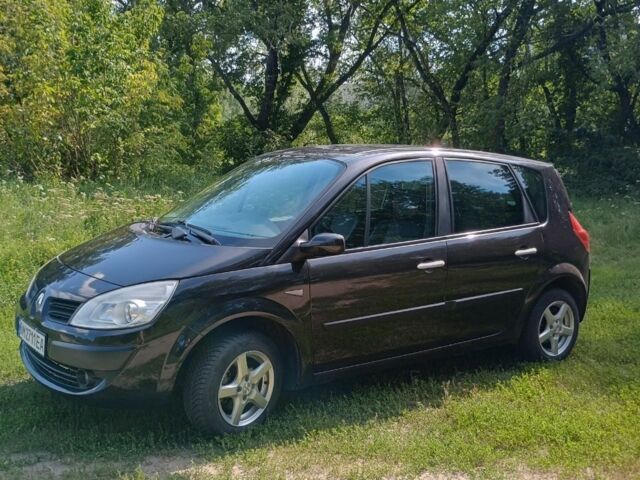 Черный Рено Сценик II, объемом двигателя 1.6 л и пробегом 188 тыс. км за 5400 $, фото 1 на Automoto.ua