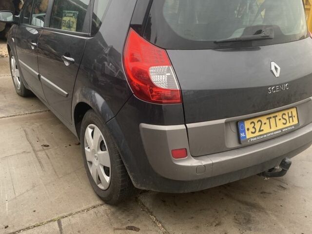 Чорний Рено Сценік II, об'ємом двигуна 1.6 л та пробігом 276 тис. км за 5299 $, фото 5 на Automoto.ua