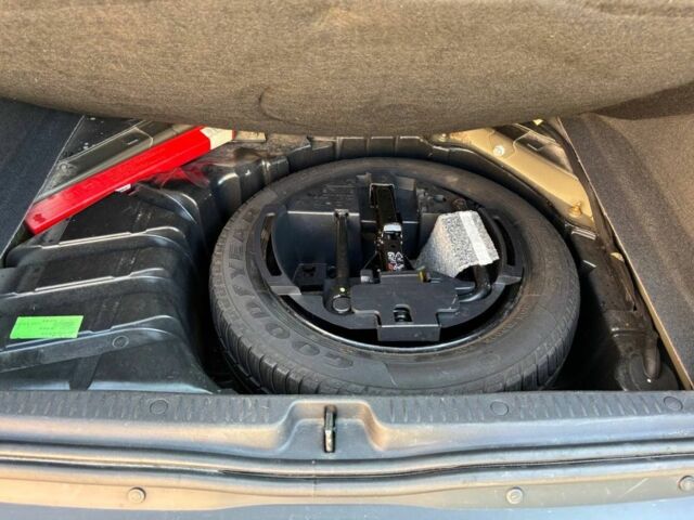 Черный Рено Сценик II, объемом двигателя 1.6 л и пробегом 245 тыс. км за 6200 $, фото 13 на Automoto.ua