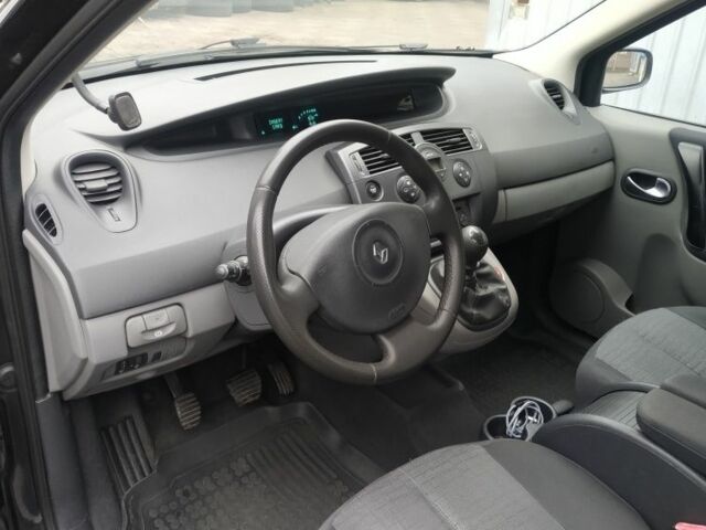 Черный Рено Сценик II, объемом двигателя 1.5 л и пробегом 200 тыс. км за 4900 $, фото 4 на Automoto.ua