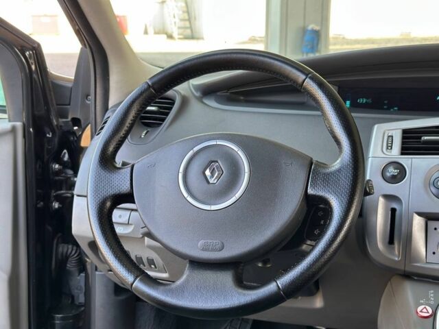 Черный Рено Сценик II, объемом двигателя 1.9 л и пробегом 133 тыс. км за 6699 $, фото 22 на Automoto.ua