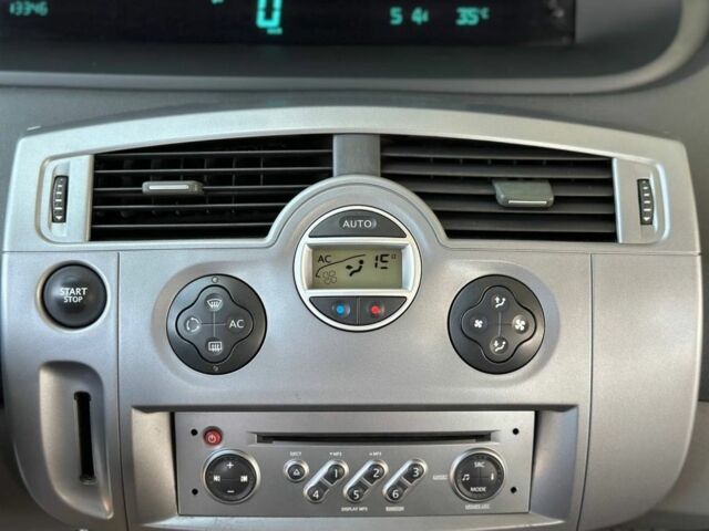 Черный Рено Сценик II, объемом двигателя 1.9 л и пробегом 133 тыс. км за 6699 $, фото 21 на Automoto.ua