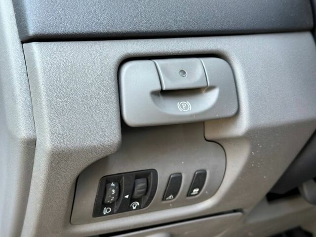 Черный Рено Сценик II, объемом двигателя 1.9 л и пробегом 133 тыс. км за 6699 $, фото 9 на Automoto.ua