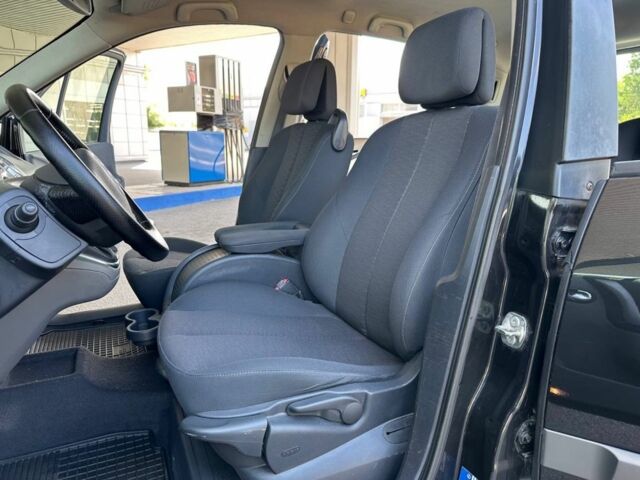 Черный Рено Сценик II, объемом двигателя 1.9 л и пробегом 133 тыс. км за 6699 $, фото 6 на Automoto.ua