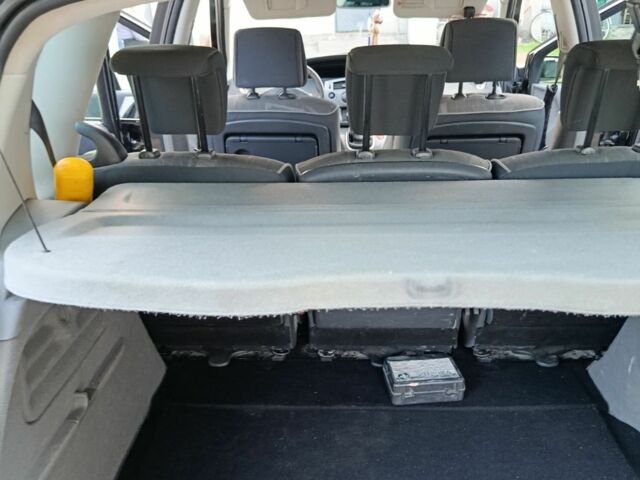 Чорний Рено Сценік II, об'ємом двигуна 1.6 л та пробігом 243 тис. км за 4600 $, фото 6 на Automoto.ua