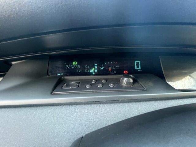 Черный Рено Сценик II, объемом двигателя 2 л и пробегом 225 тыс. км за 5500 $, фото 13 на Automoto.ua