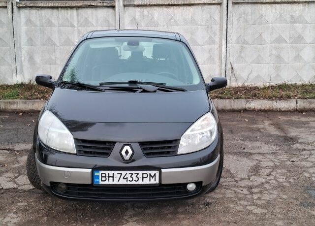 Рено Сценік II 2005 у Одесі на Automoto.ua Чорний Рено Сценік II, об'ємом двигуна 2 л та пробігом 287 тис. км за 4200 $, фото 1 на Automoto.ua