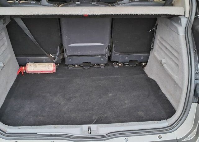 Рено Сценік II 2005 у Одесі на Automoto.ua Чорний Рено Сценік II, об'ємом двигуна 2 л та пробігом 287 тис. км за 4200 $, фото 7 на Automoto.ua