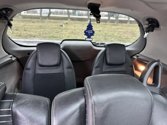 Чорний Рено Сценік II, об'ємом двигуна 1.9 л та пробігом 280 тис. км за 2350 $, фото 8 на Automoto.ua