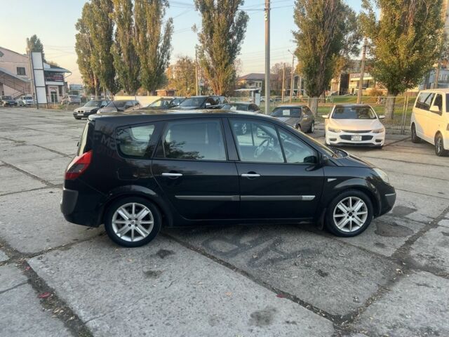 Черный Рено Сценик II, объемом двигателя 2 л и пробегом 225 тыс. км за 5500 $, фото 4 на Automoto.ua