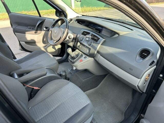 Чорний Рено Сценік II, об'ємом двигуна 1.6 л та пробігом 187 тис. км за 6000 $, фото 22 на Automoto.ua