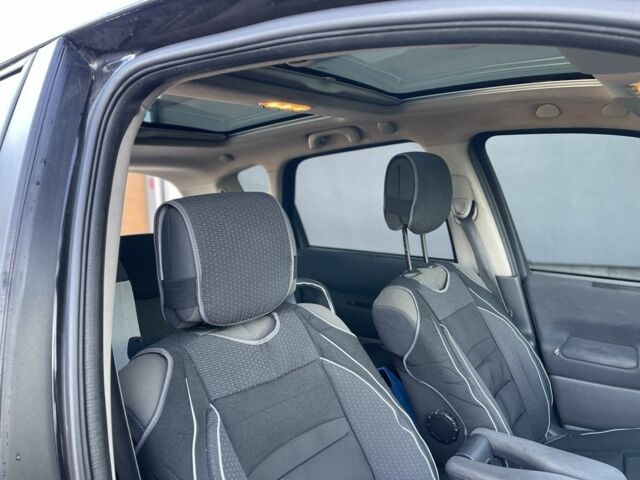 Черный Рено Сценик II, объемом двигателя 1.5 л и пробегом 352 тыс. км за 5200 $, фото 2 на Automoto.ua