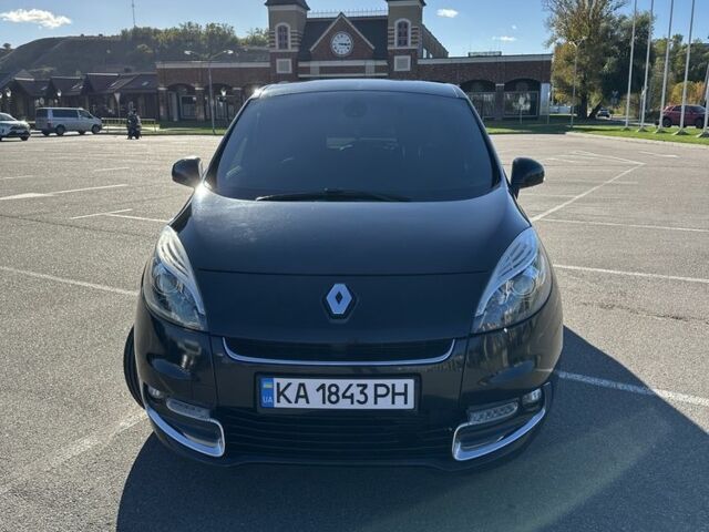 Чорний Рено Сценік II, об'ємом двигуна 1.5 л та пробігом 270 тис. км за 7500 $, фото 1 на Automoto.ua