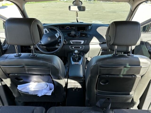 Чорний Рено Сценік II, об'ємом двигуна 1.5 л та пробігом 270 тис. км за 7500 $, фото 12 на Automoto.ua