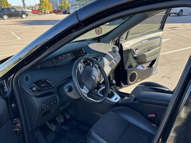 Чорний Рено Сценік II, об'ємом двигуна 1.5 л та пробігом 270 тис. км за 7500 $, фото 5 на Automoto.ua