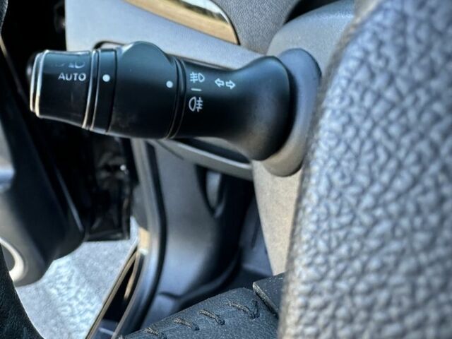 Чорний Рено Сценік II, об'ємом двигуна 1.5 л та пробігом 270 тис. км за 7500 $, фото 11 на Automoto.ua