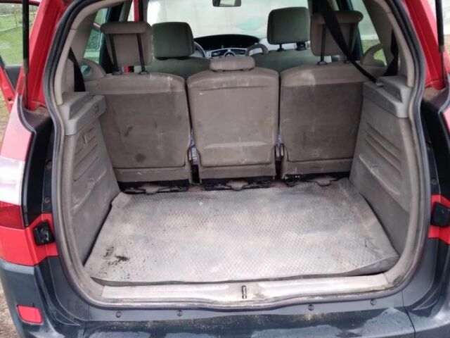 Червоний Рено Сценік II, об'ємом двигуна 9 л та пробігом 360 тис. км за 3500 $, фото 6 на Automoto.ua