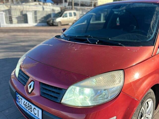 Красный Рено Сценик II, объемом двигателя 1.6 л и пробегом 218 тыс. км за 5699 $, фото 8 на Automoto.ua