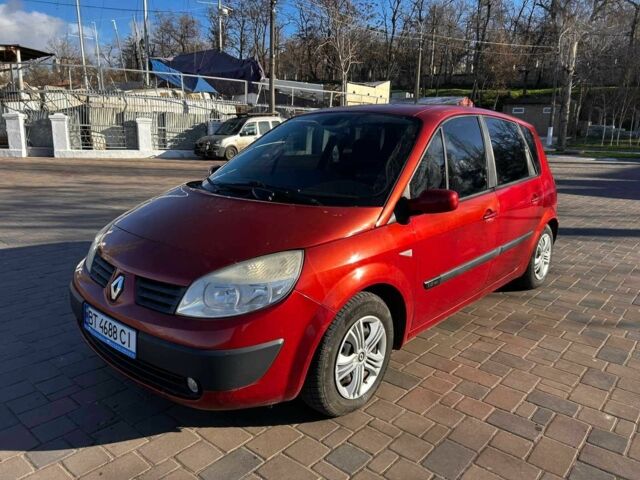 Красный Рено Сценик II, объемом двигателя 1.6 л и пробегом 218 тыс. км за 5699 $, фото 17 на Automoto.ua