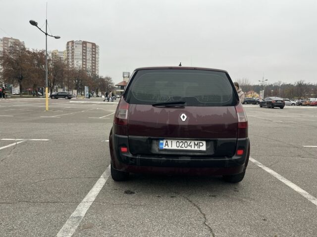 Красный Рено Сценик II, объемом двигателя 1.5 л и пробегом 292 тыс. км за 3200 $, фото 5 на Automoto.ua