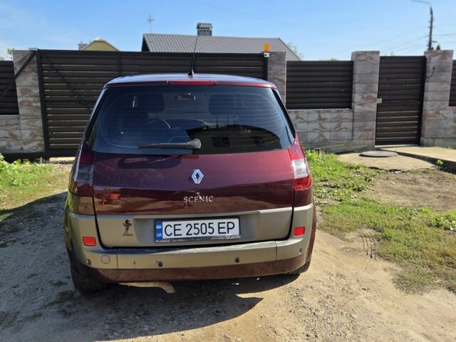Красный Рено Сценик II, объемом двигателя 1.5 л и пробегом 304 тыс. км за 3400 $, фото 5 на Automoto.ua