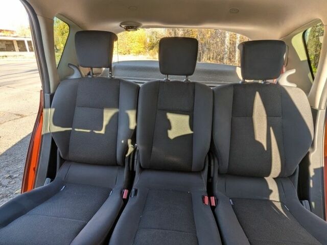 Красный Рено Сценик II, объемом двигателя 1.6 л и пробегом 143 тыс. км за 5800 $, фото 7 на Automoto.ua