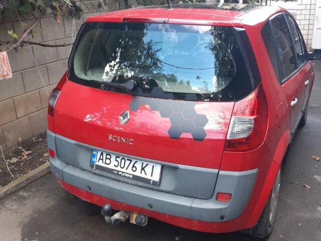 Красный Рено Сценик II, объемом двигателя 1.5 л и пробегом 264 тыс. км за 5650 $, фото 9 на Automoto.ua