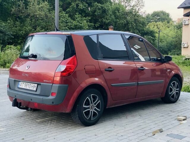 Красный Рено Сценик II, объемом двигателя 1.5 л и пробегом 241 тыс. км за 4279 $, фото 7 на Automoto.ua