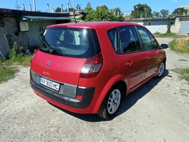Красный Рено Сценик II, объемом двигателя 1.6 л и пробегом 345 тыс. км за 3300 $, фото 2 на Automoto.ua