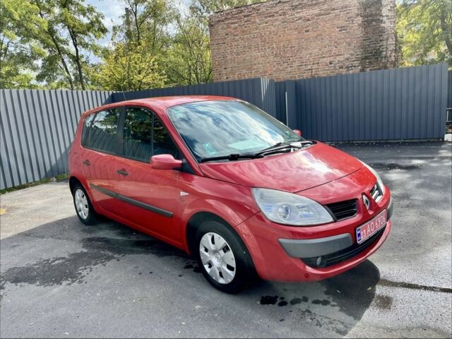 Красный Рено Сценик II, объемом двигателя 1.6 л и пробегом 202 тыс. км за 5350 $, фото 1 на Automoto.ua