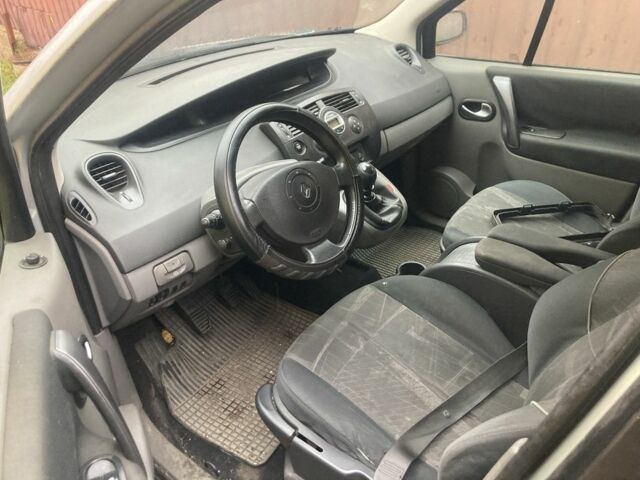 Рено Сценик II, объемом двигателя 1.9 л и пробегом 300 тыс. км за 750 $, фото 2 на Automoto.ua
