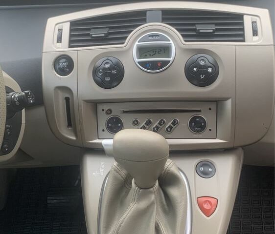 Рено Сценік II, об'ємом двигуна 1.6 л та пробігом 191 тис. км за 5900 $, фото 6 на Automoto.ua