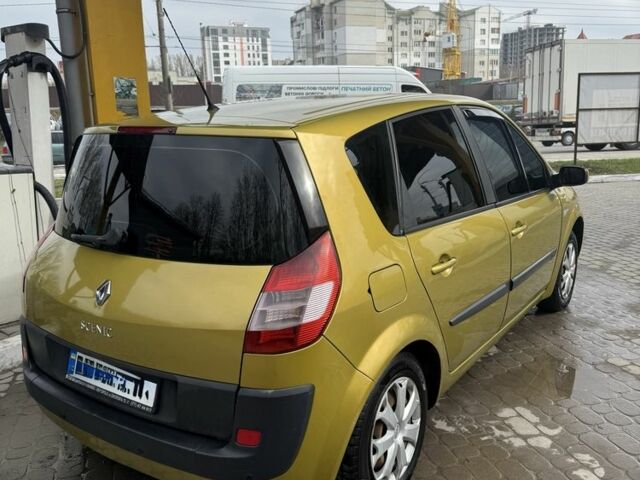Желтый Рено Сценик II, объемом двигателя 1.6 л и пробегом 293 тыс. км за 2800 $, фото 2 на Automoto.ua