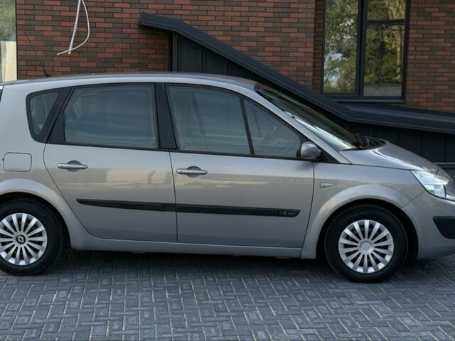 Жовтий Рено Сценік II, об'ємом двигуна 1.6 л та пробігом 220 тис. км за 4300 $, фото 6 на Automoto.ua