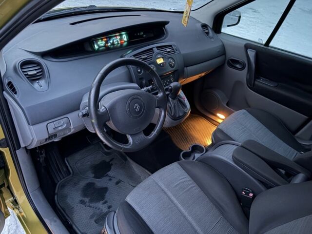 Жовтий Рено Сценік II, об'ємом двигуна 1.6 л та пробігом 230 тис. км за 4800 $, фото 11 на Automoto.ua