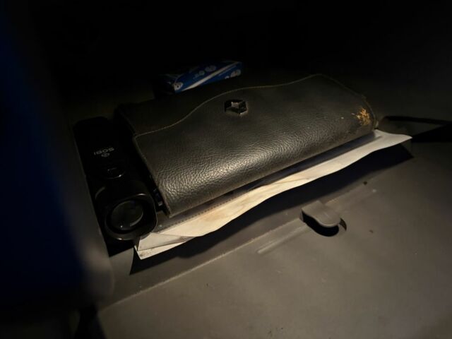 Жовтий Рено Сценік II, об'ємом двигуна 1.6 л та пробігом 230 тис. км за 4800 $, фото 21 на Automoto.ua