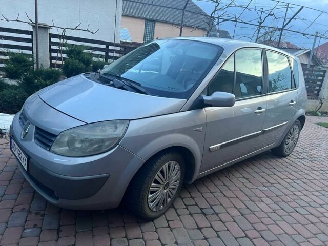 Серый Рено Сценик II, объемом двигателя 1.9 л и пробегом 315 тыс. км за 3900 $, фото 1 на Automoto.ua