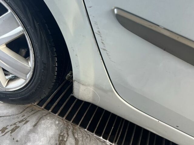 Серый Рено Сценик II, объемом двигателя 1.9 л и пробегом 200 тыс. км за 3350 $, фото 4 на Automoto.ua