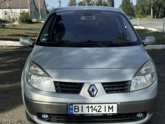 Сірий Рено Сценік II, об'ємом двигуна 1.6 л та пробігом 220 тис. км за 4899 $, фото 1 на Automoto.ua