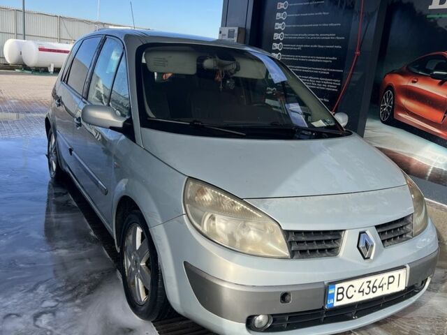 Серый Рено Сценик II, объемом двигателя 1.9 л и пробегом 200 тыс. км за 3350 $, фото 2 на Automoto.ua