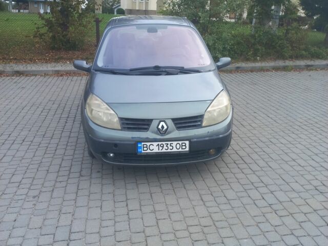 Серый Рено Сценик II, объемом двигателя 0 л и пробегом 345 тыс. км за 3500 $, фото 1 на Automoto.ua