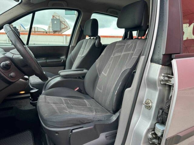 Сірий Рено Сценік II, об'ємом двигуна 0 л та пробігом 302 тис. км за 4990 $, фото 7 на Automoto.ua